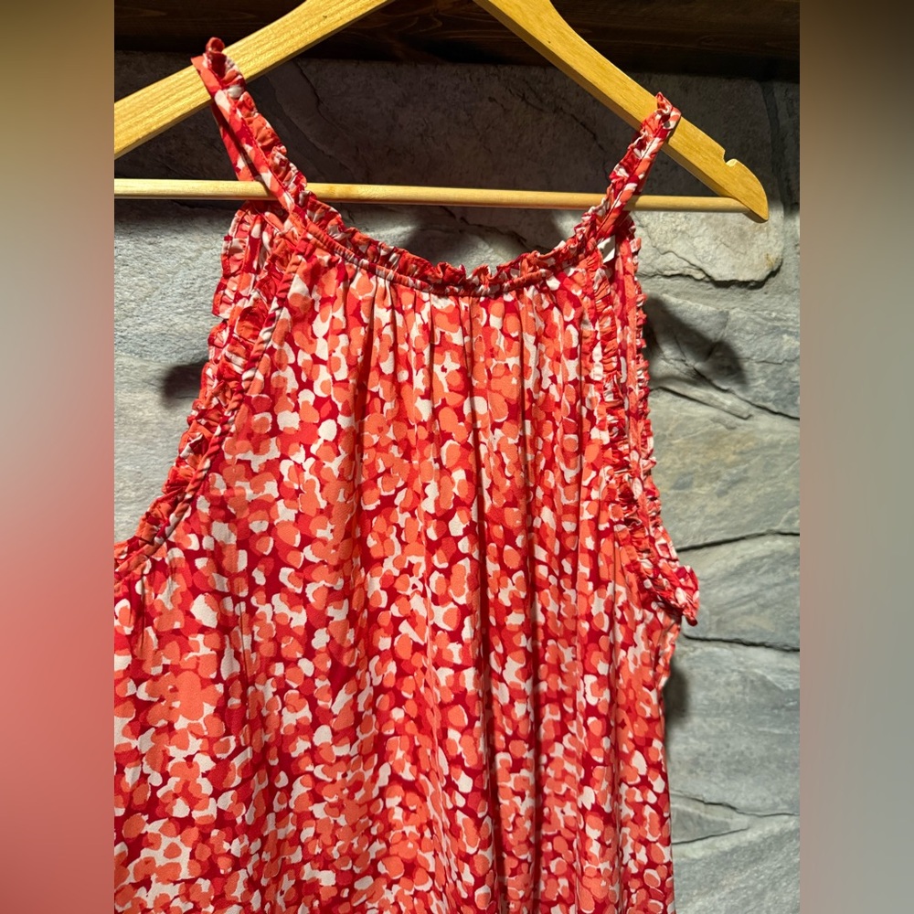 Red Sleeveless Women's Top